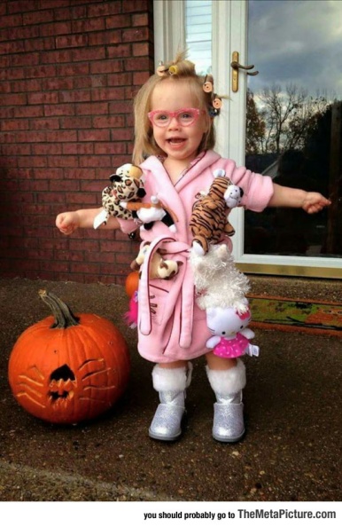funny-toddler-halloween-costume-crazy-cat-lady.jpg