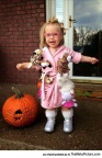 funny-toddler-halloween-costume-crazy-cat-lady